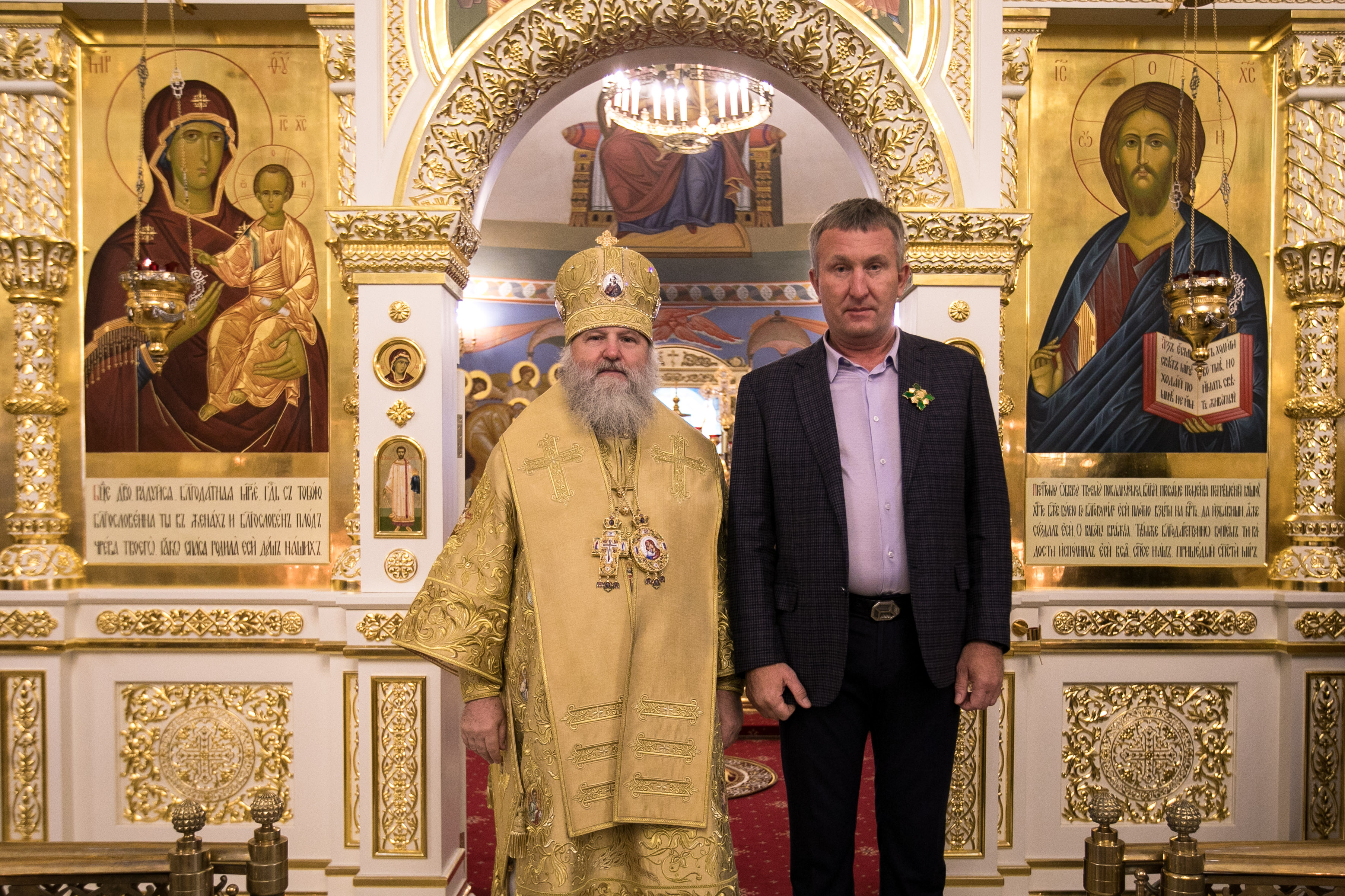 Божественная литургия в Преображенском кафедральном соборе г. Сургута