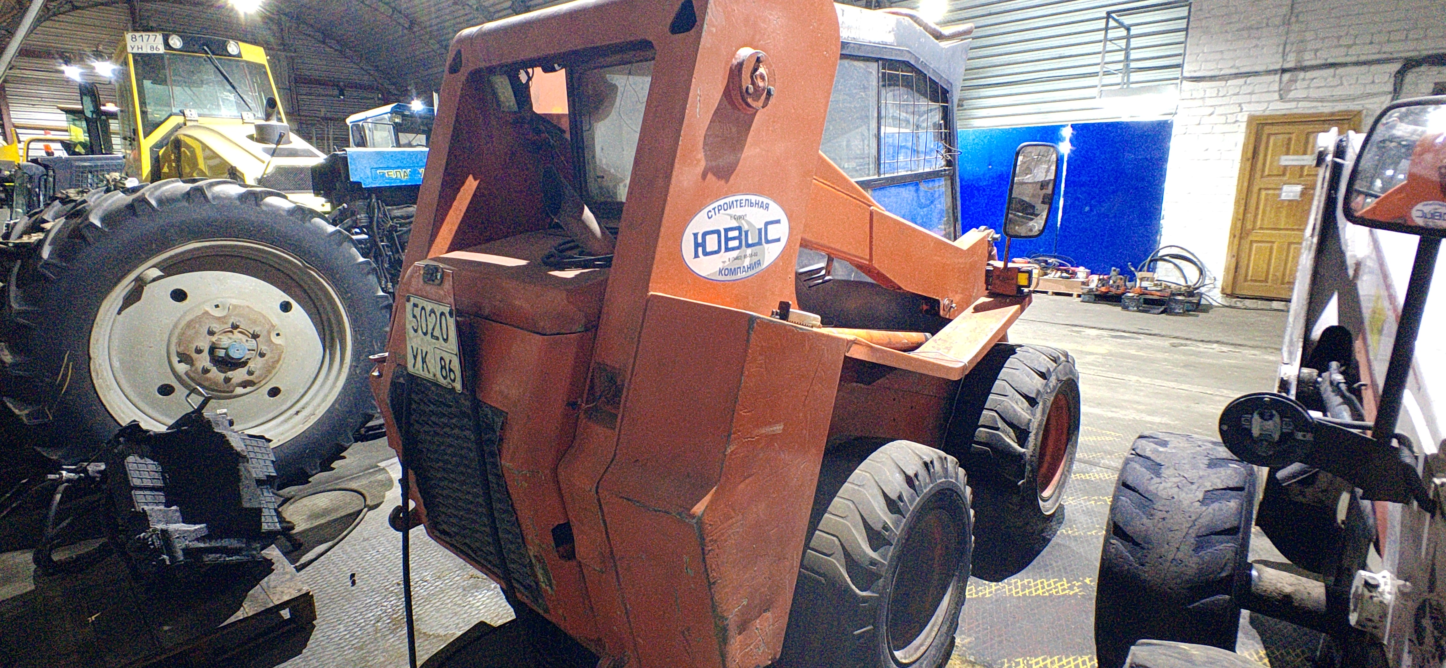 Мини-погрузчик Locust / Way Industry L903, 2012 (5)