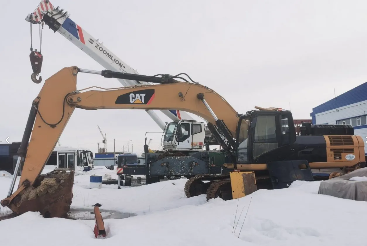 Гусеничный экскаватор CAT 336D2 L, 2015 (1)